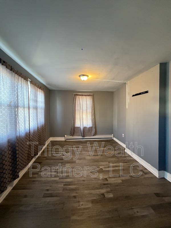 74 Park Street – photo 3