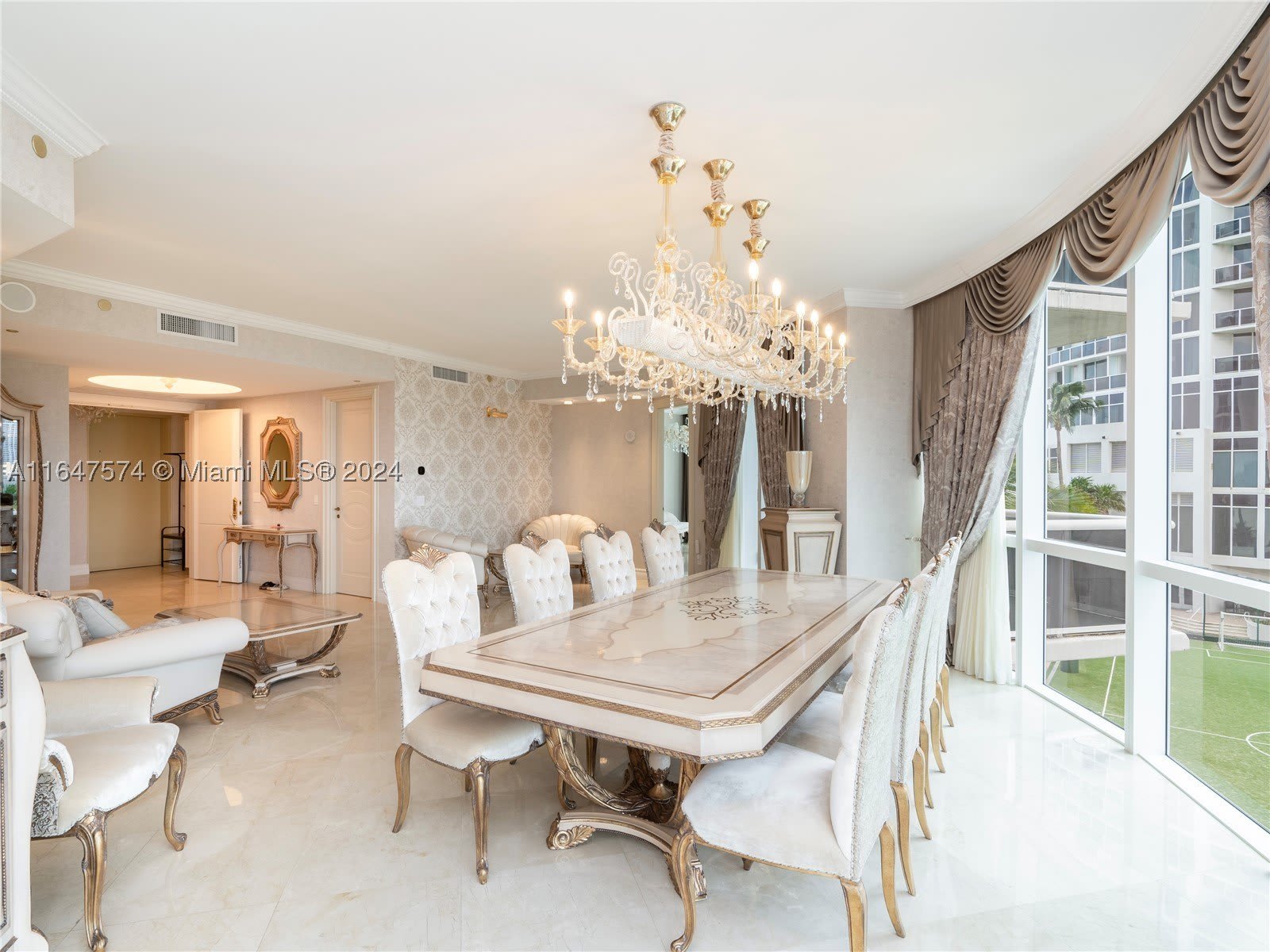 18101 Collins Ave – photo 4