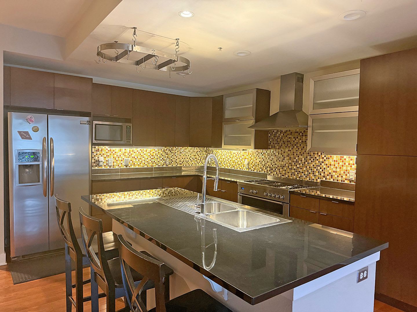 2-Bedroom, 2 Bath Unit for Rent in Denver, CO – photo 4