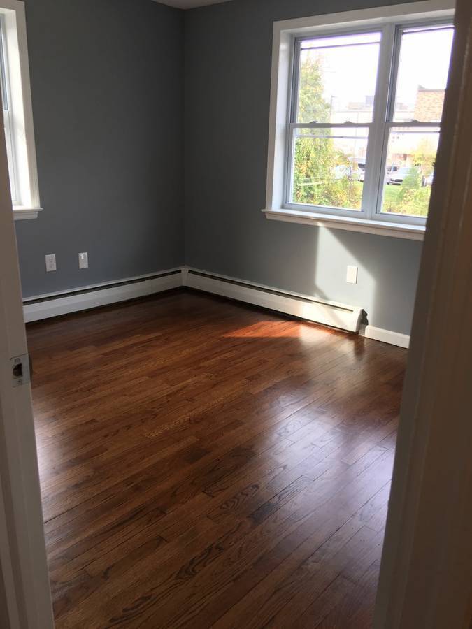 The Executive Sky View Condo (HEAT + HOT Water Included) – photo 5