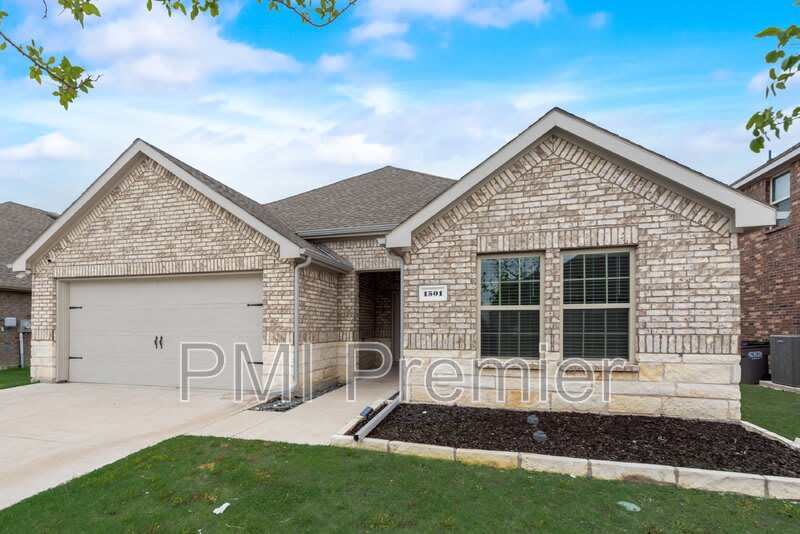 1501 Hidden Bluff Crossing – photo 3