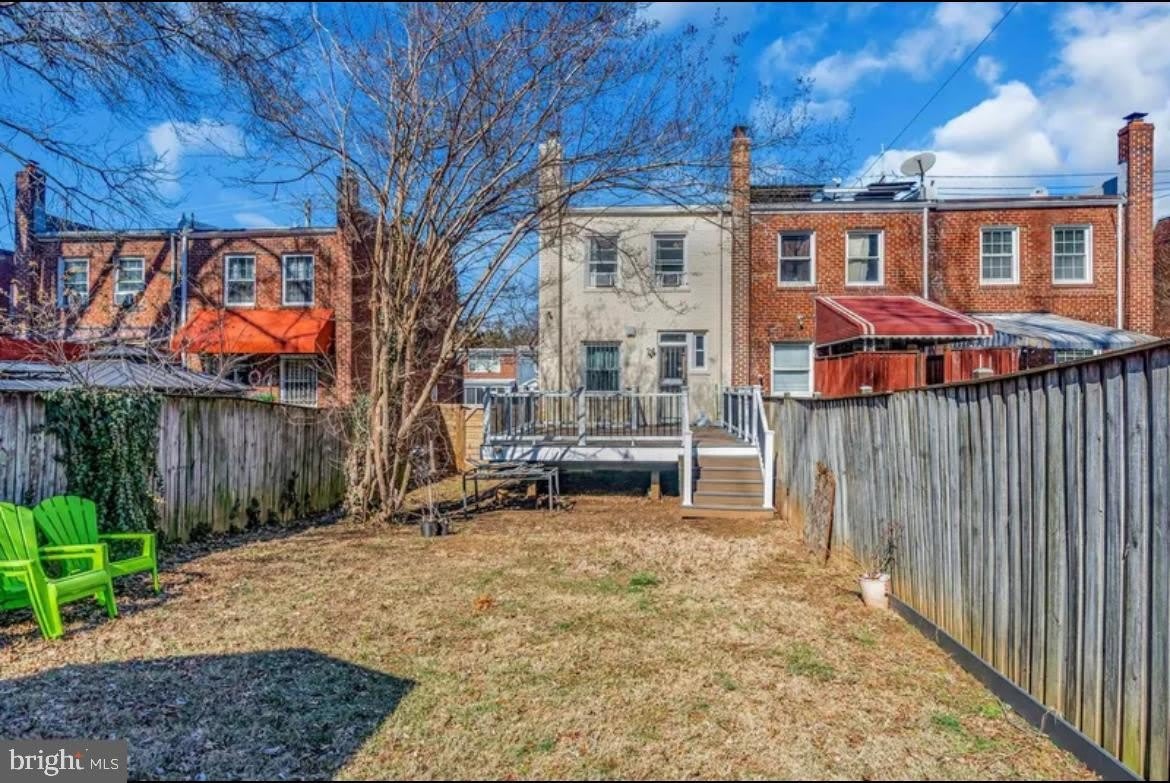 4011 BLAINE ST NE – photo 1