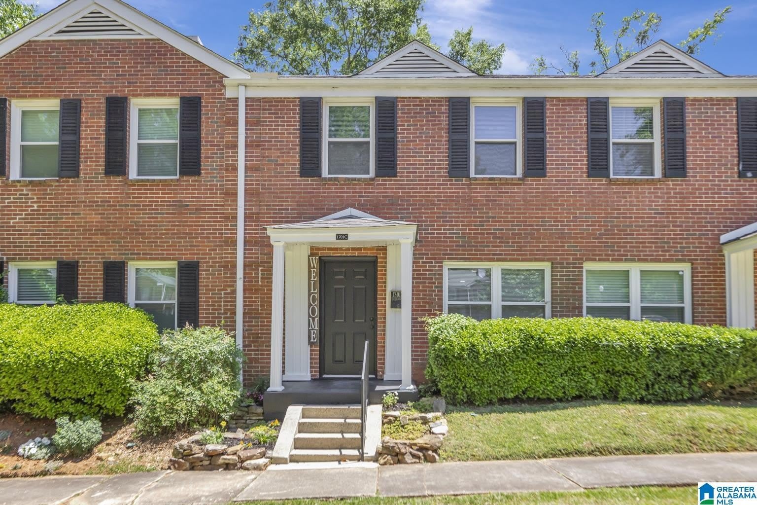 1701 Valley Avenue – photo 1