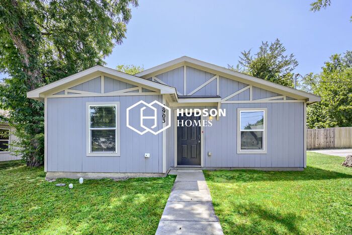 2903 Gillespie Street – photo 1