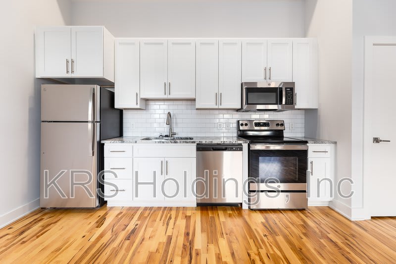 306 N Rd St – photo 2