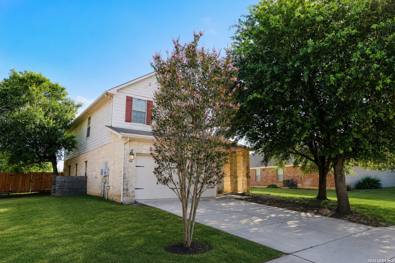 305 MAPLE WAY – photo 2