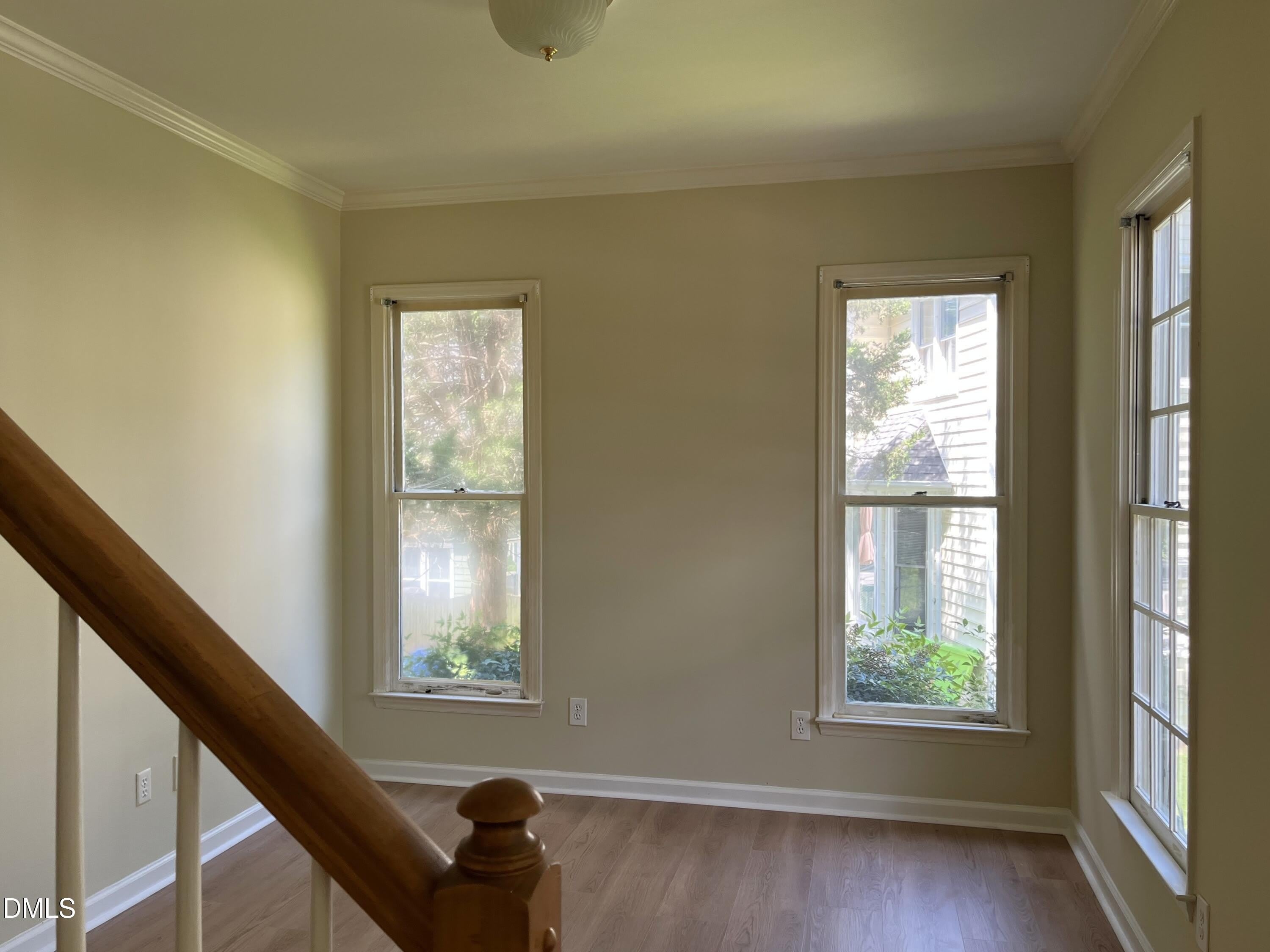 1409 Opal Court – photo 2