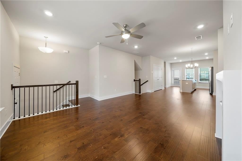 3761 Oxford Circle – photo 2
