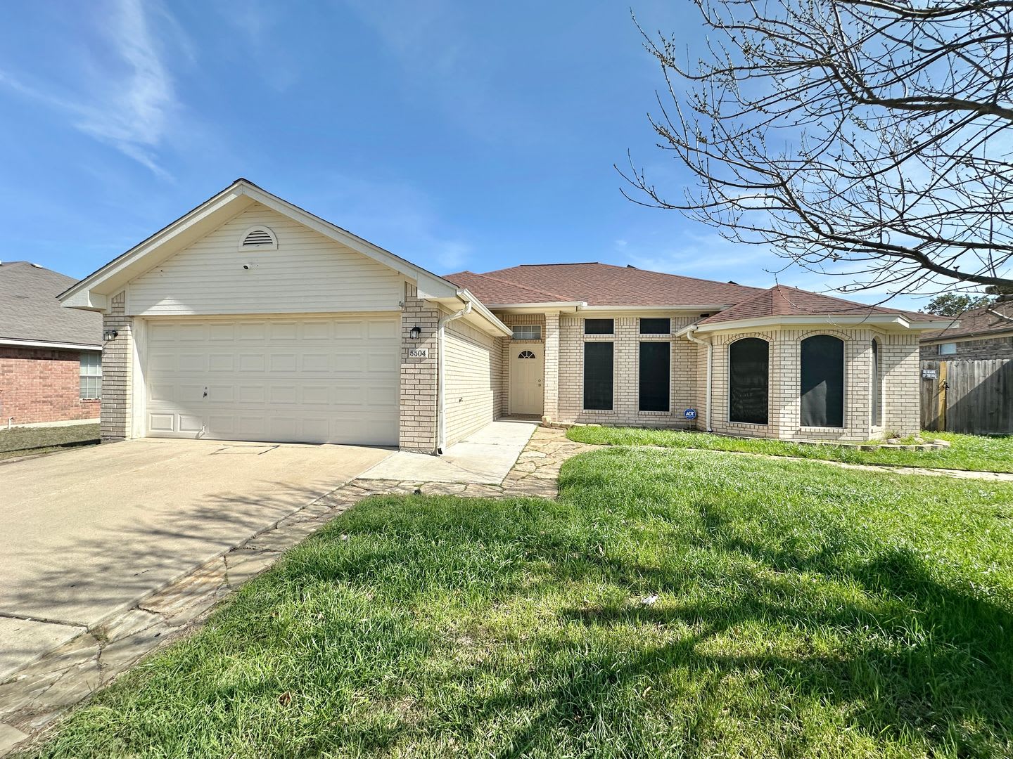 Price Drop! Pets Accepted! – photo 1