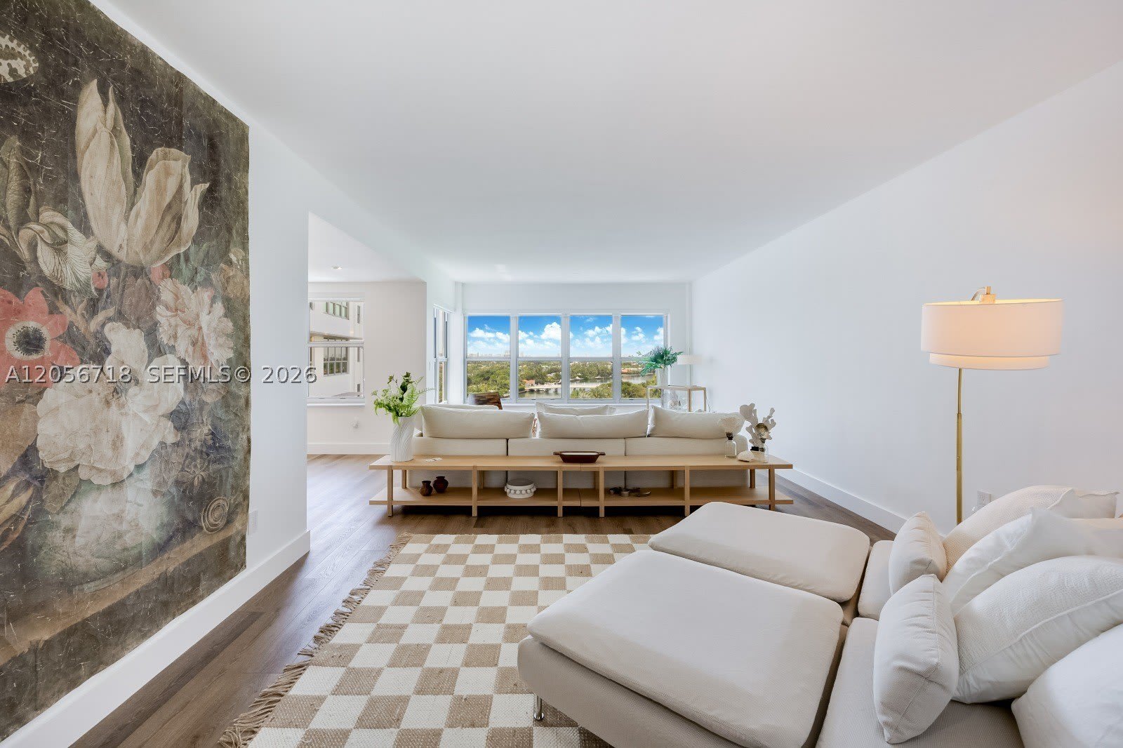 9102 W Bay Harbor Dr – photo 2