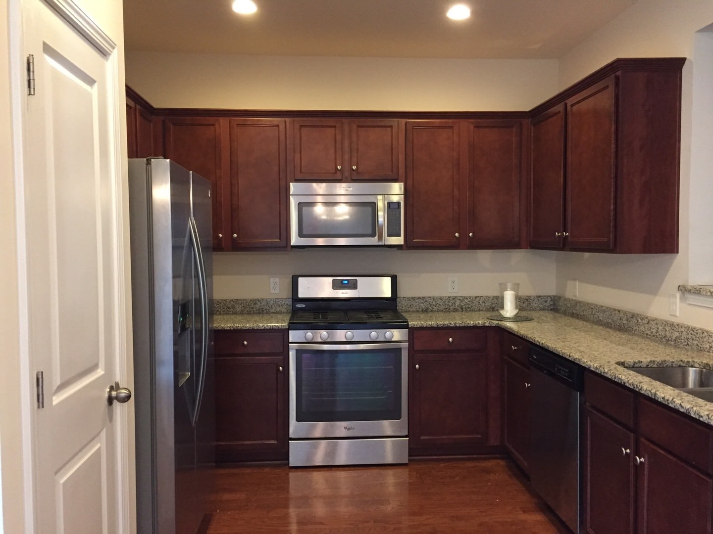 3 Bedroom 2.5 Bath Townhouse in Carolina Bay – photo 2
