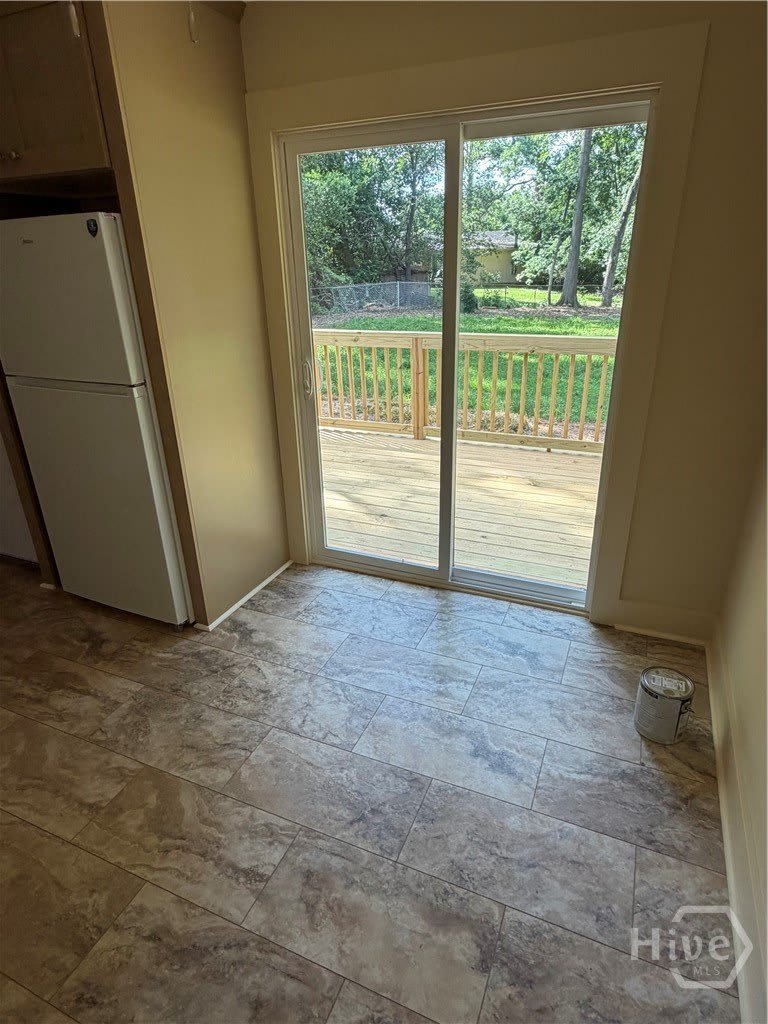 235 Clarke Drive – photo 5
