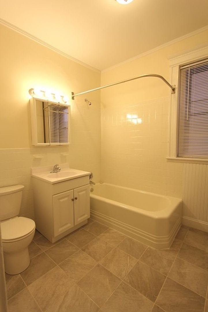 Brookline TWO Bedroom – photo 3