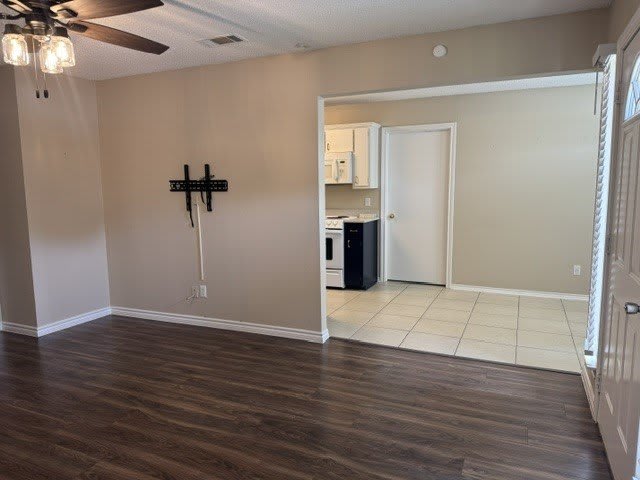 2029 Laney Drive – photo 5