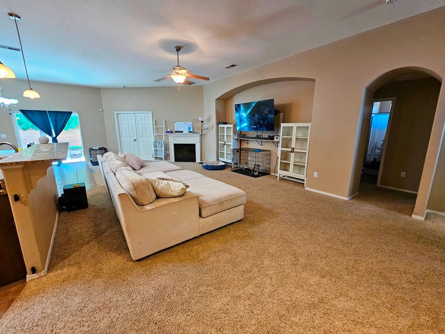 Spacious Golf Course Area Home with 4 Bedrooms & 2 Baths – photo 3