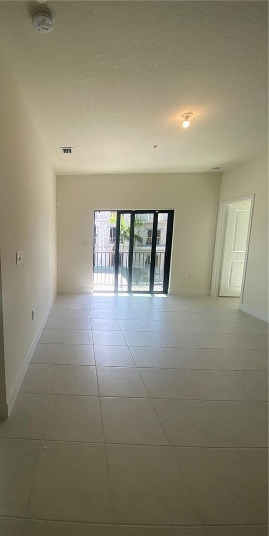 8201 NW 41st Street D-202, Doral, FL 33166 – photo 3