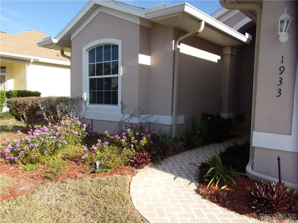 1933 W Shanelle Path – photo 2