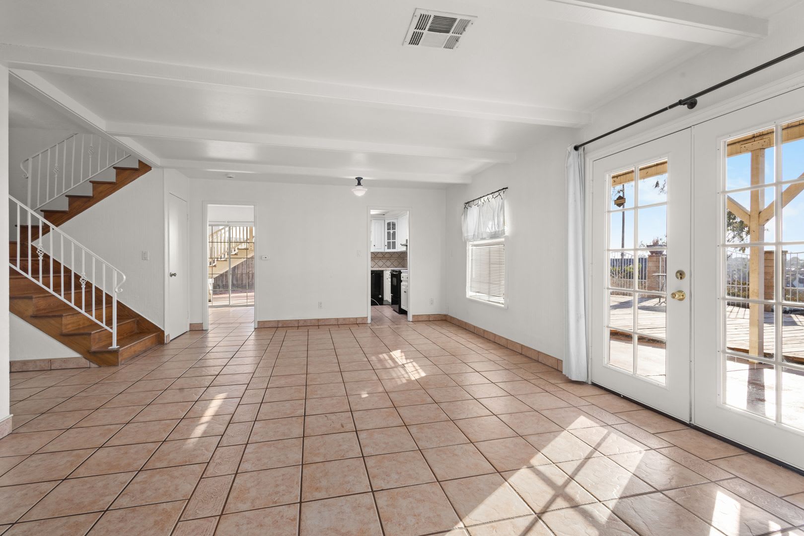 Spacious 4BR/2.5BA Chula Vista Home with Huge Balcony & Great Views – photo 4