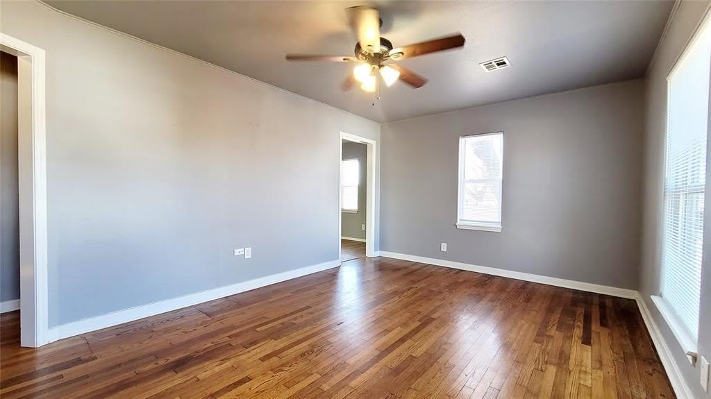 300 E Kittyhawk Drive – photo 3