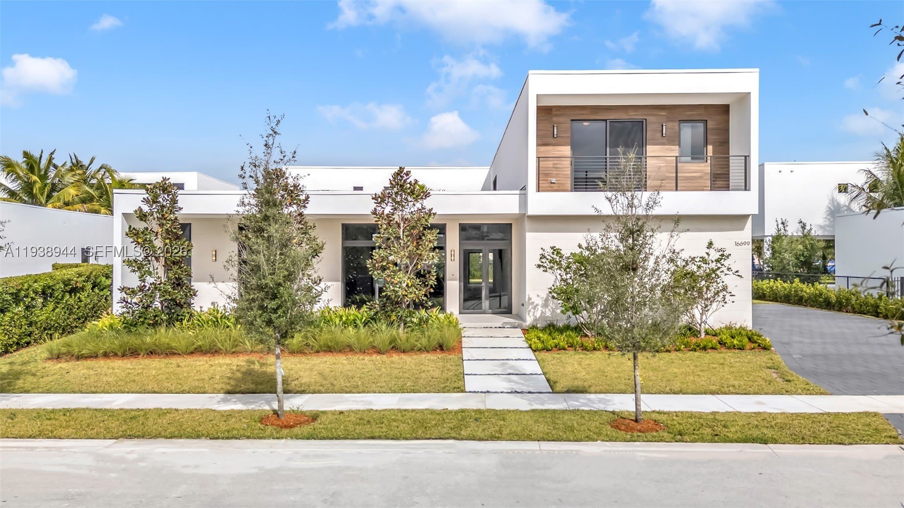 16699 Botaniko Dr N – photo 2