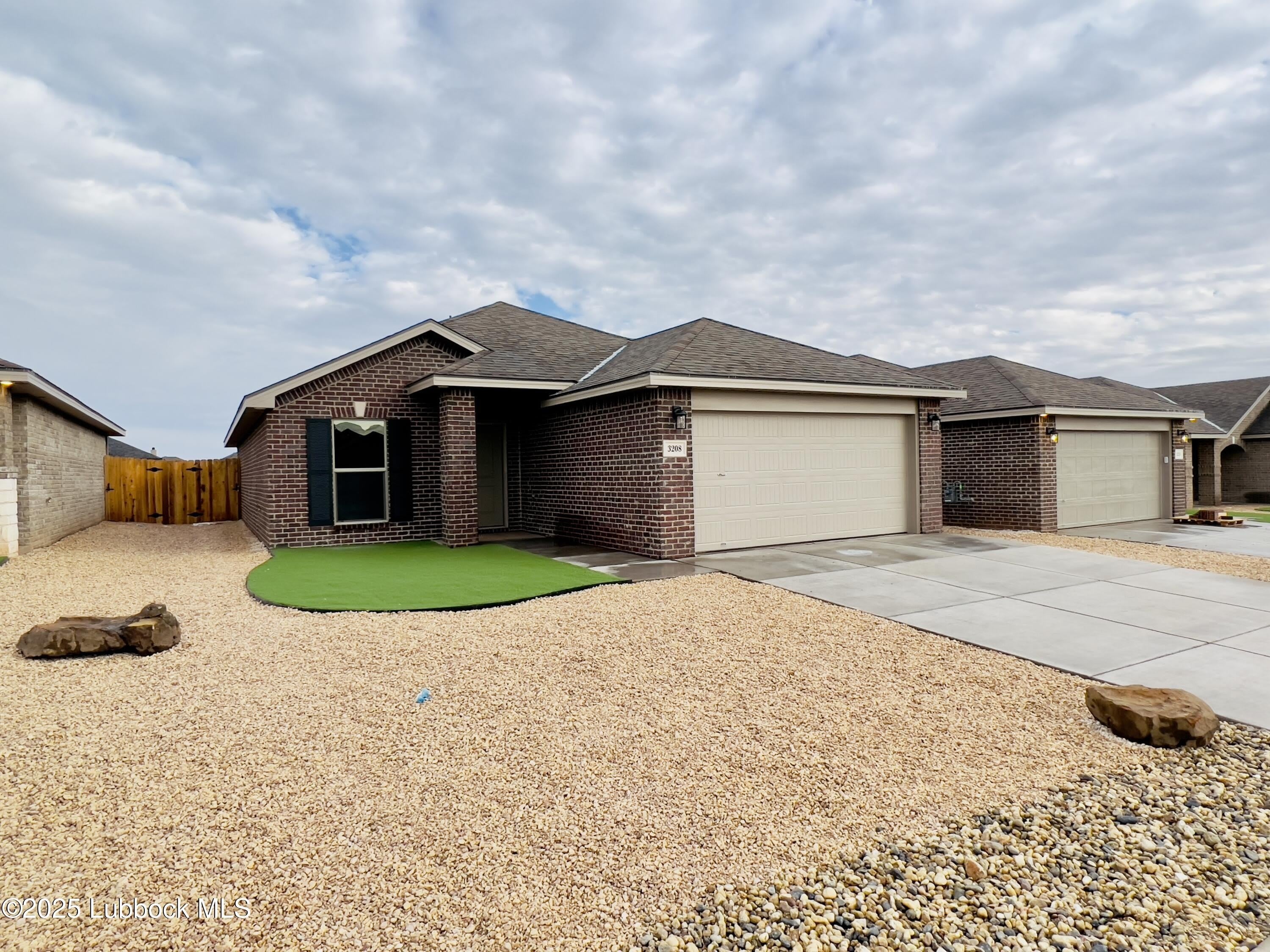 3208 Abbeville Avenue – photo 2