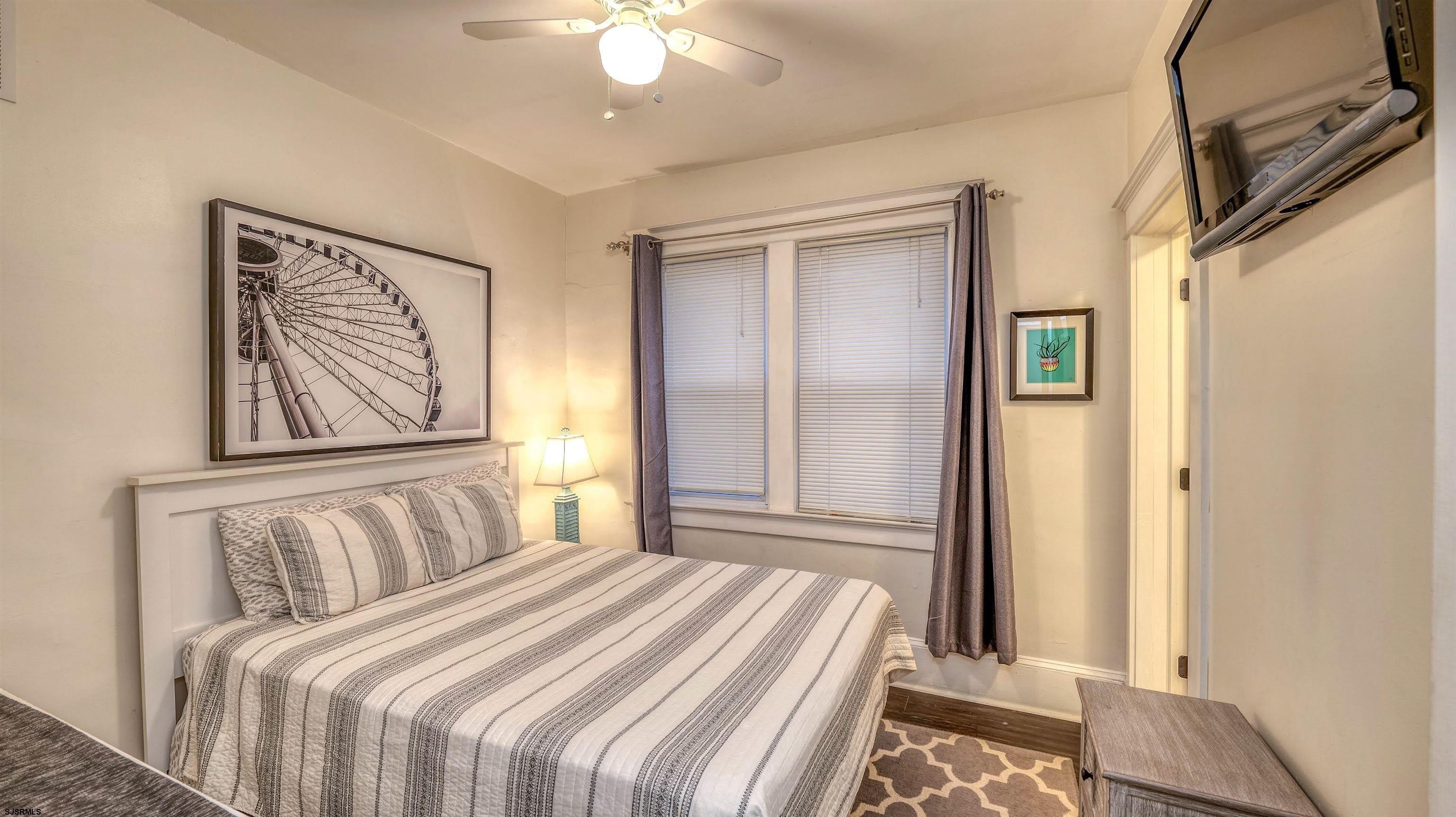 1102 Wesley (WINTER RENTAL) Ave – photo 4