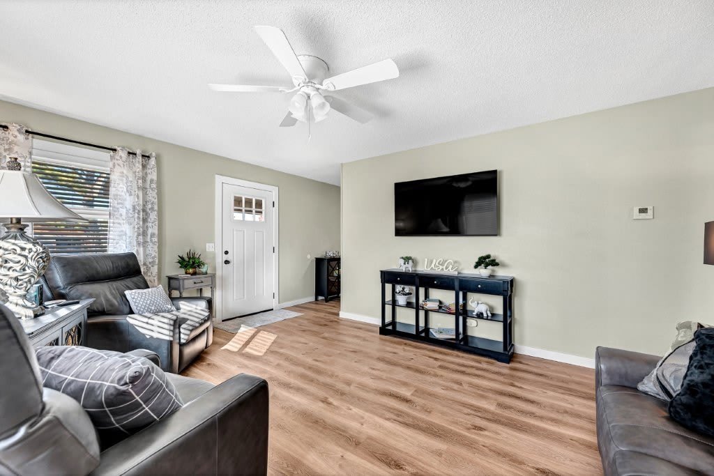 801 N 12Th Street – photo 4