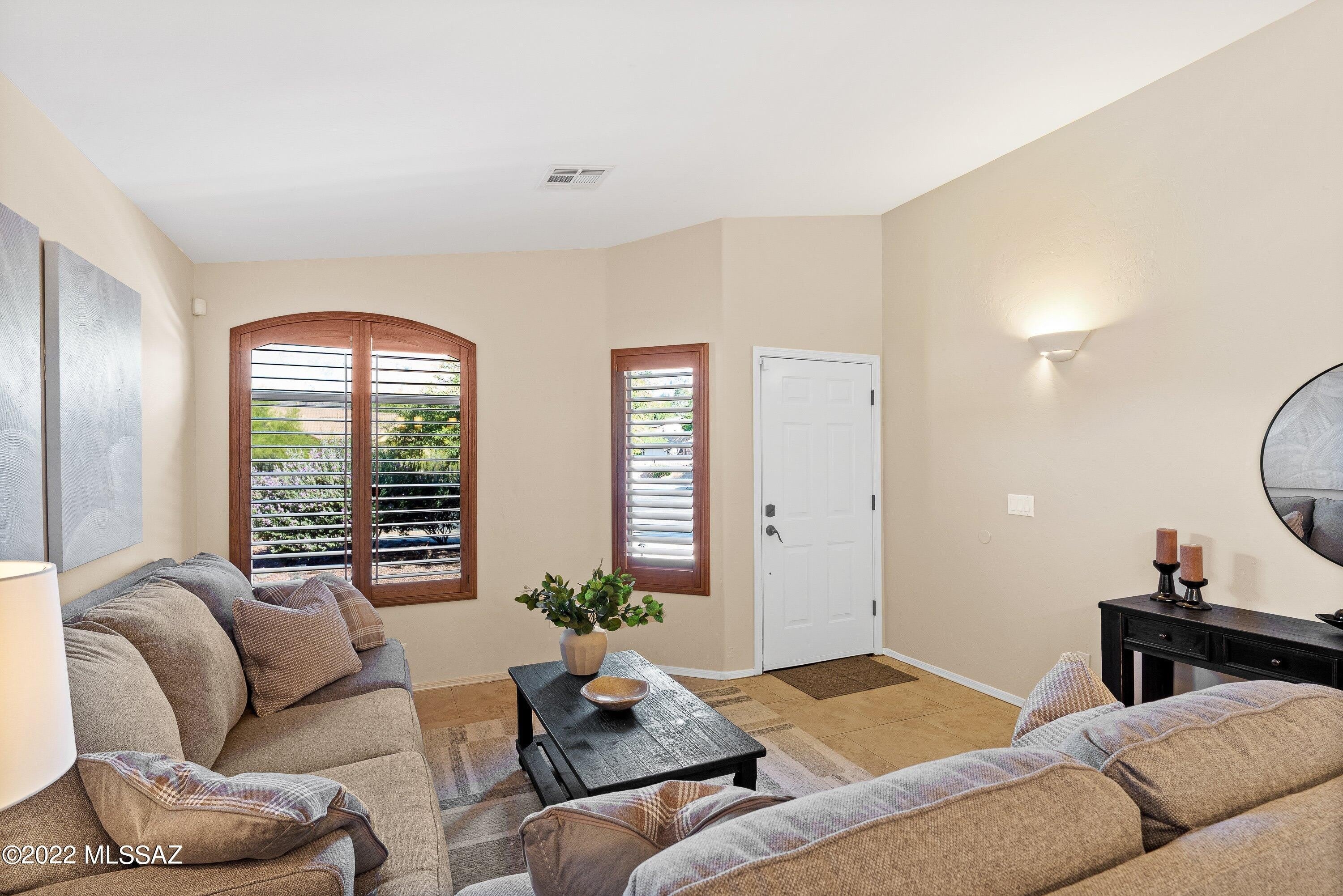 4906 N Sabino Gulch Court – photo 3