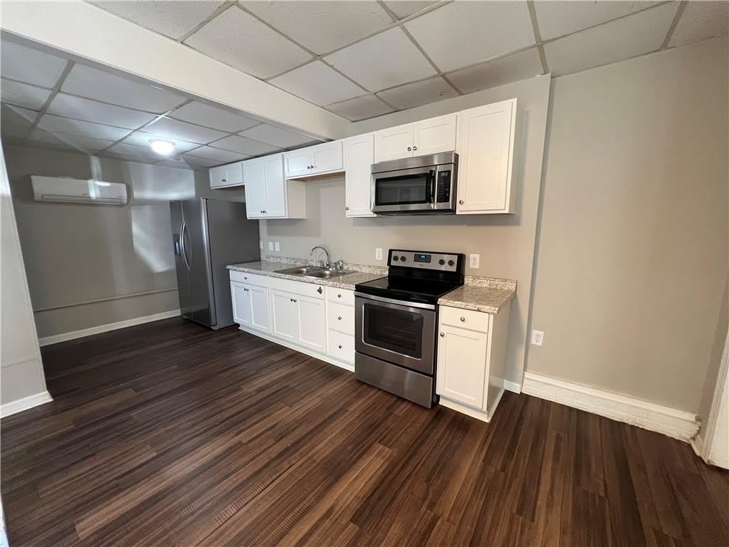 300 Forrest Avenue – photo 2