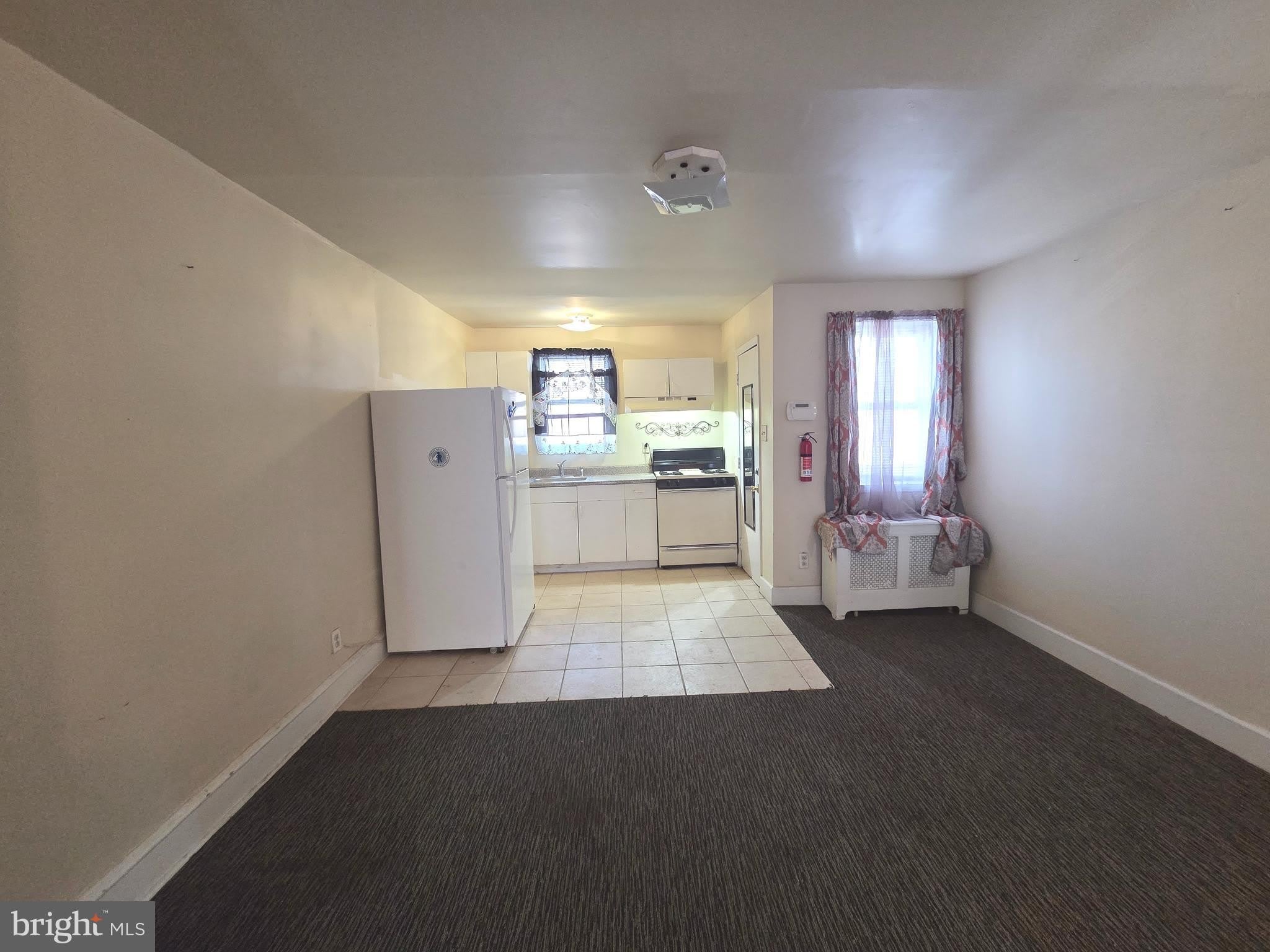 441 CROYDEN Road – photo 3