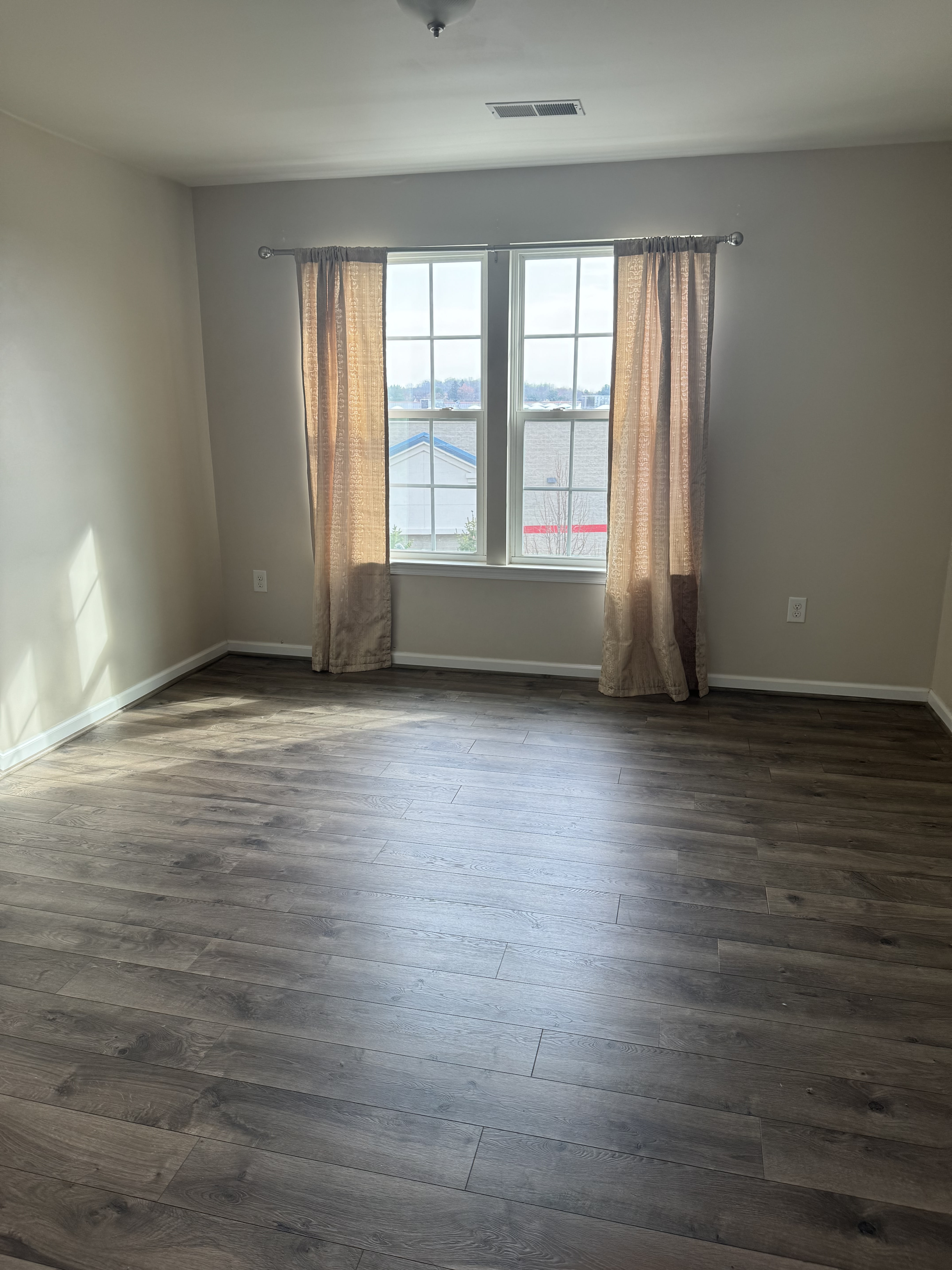 304 Susan Circle – photo 1