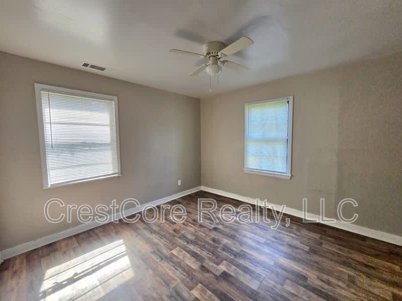 4047 Chelsea Avenue Ext – photo 4