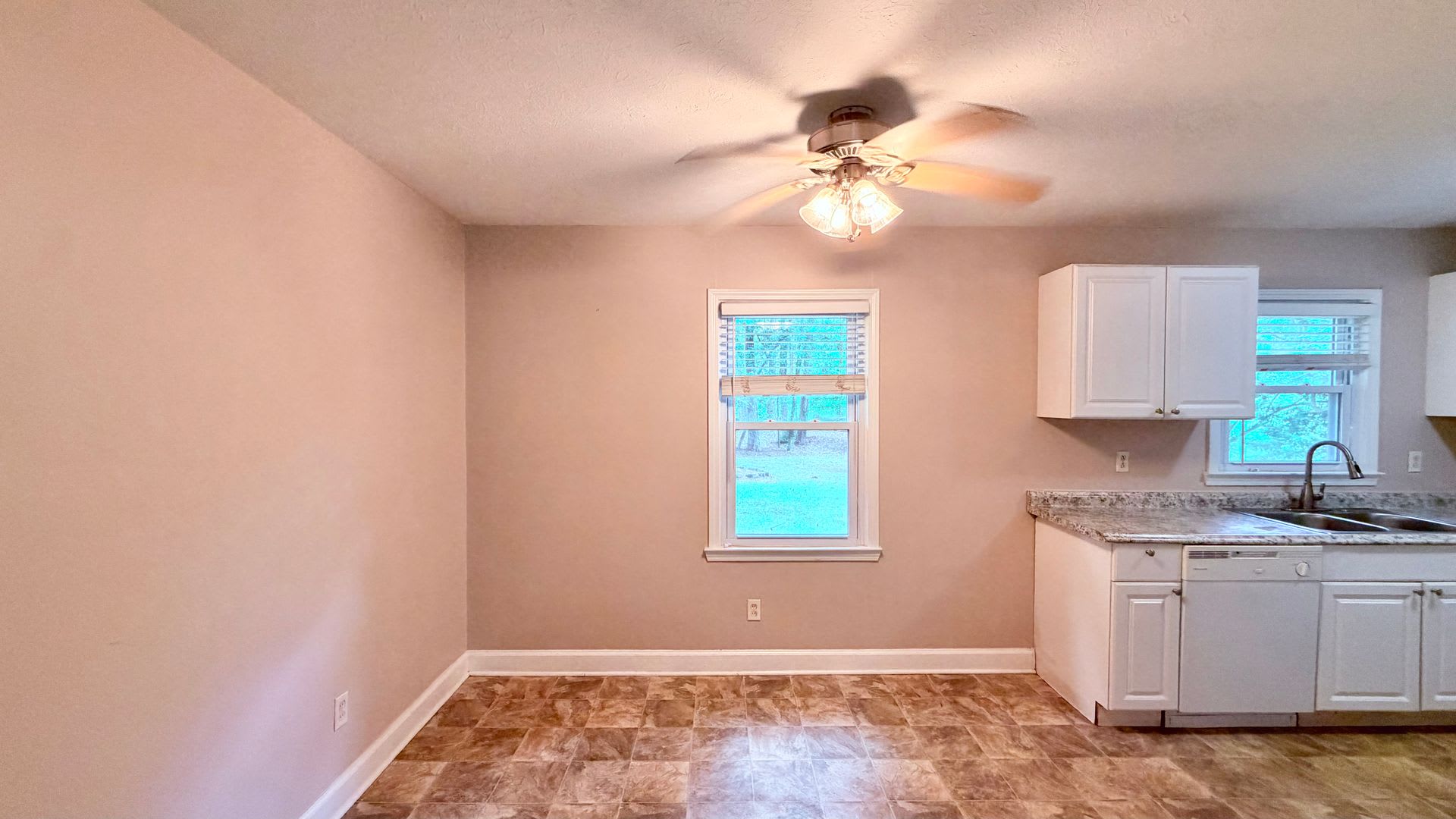 Lithia Springs 3 Bed 1 Bath Stepless Ranch Private Lot Carport – photo 5