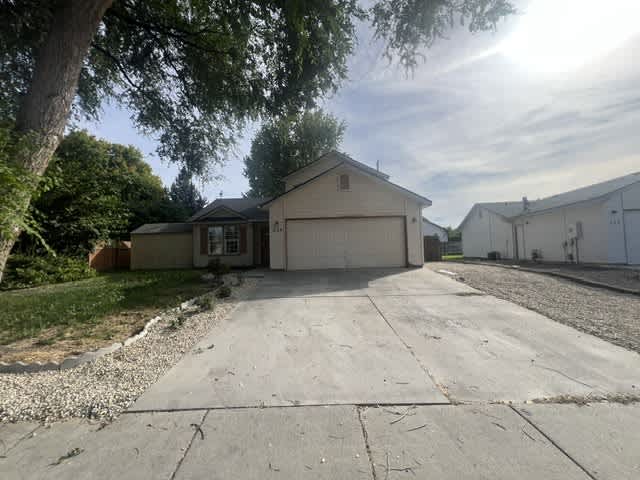 224 Palace Way – photo 1