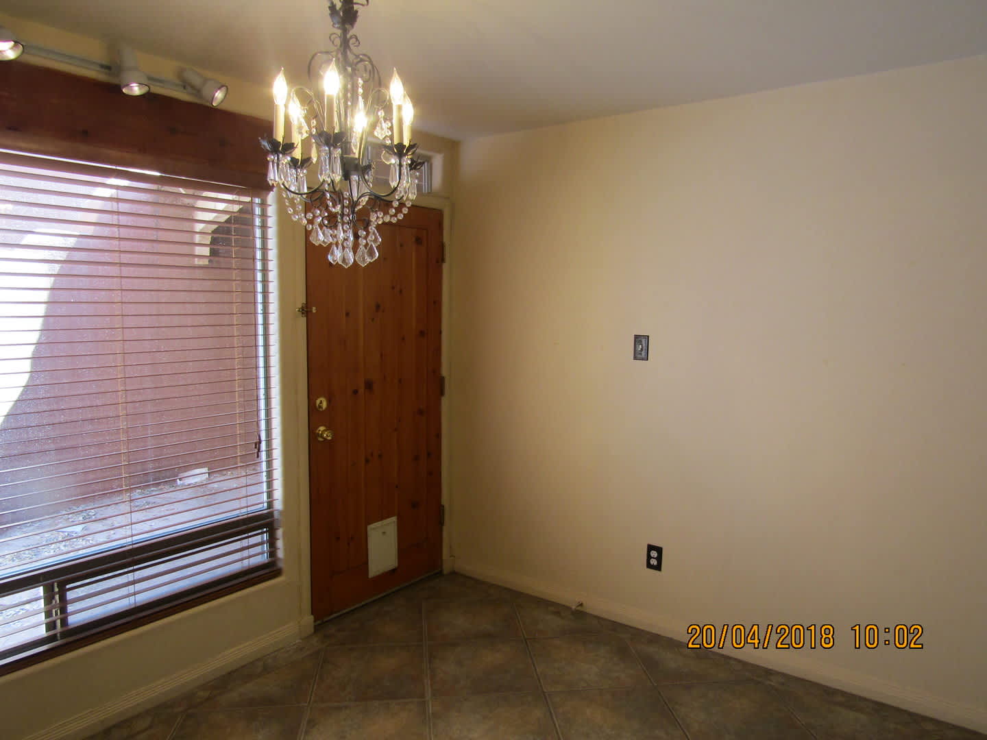 3 Bedroom, 2 Bath Town Home, 1 Car Garage Coming Soon – photo 3