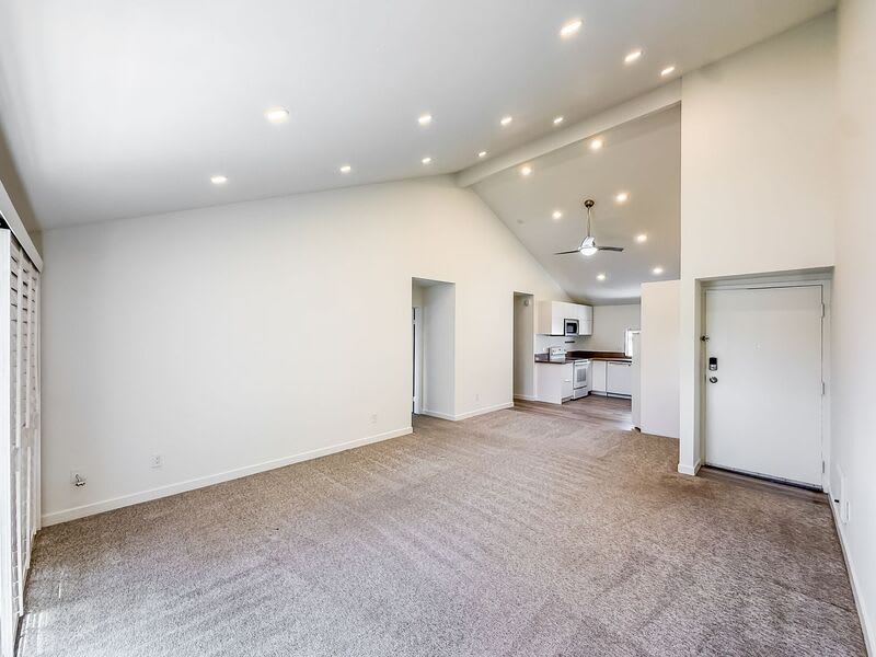 6194 Agee St – photo 4