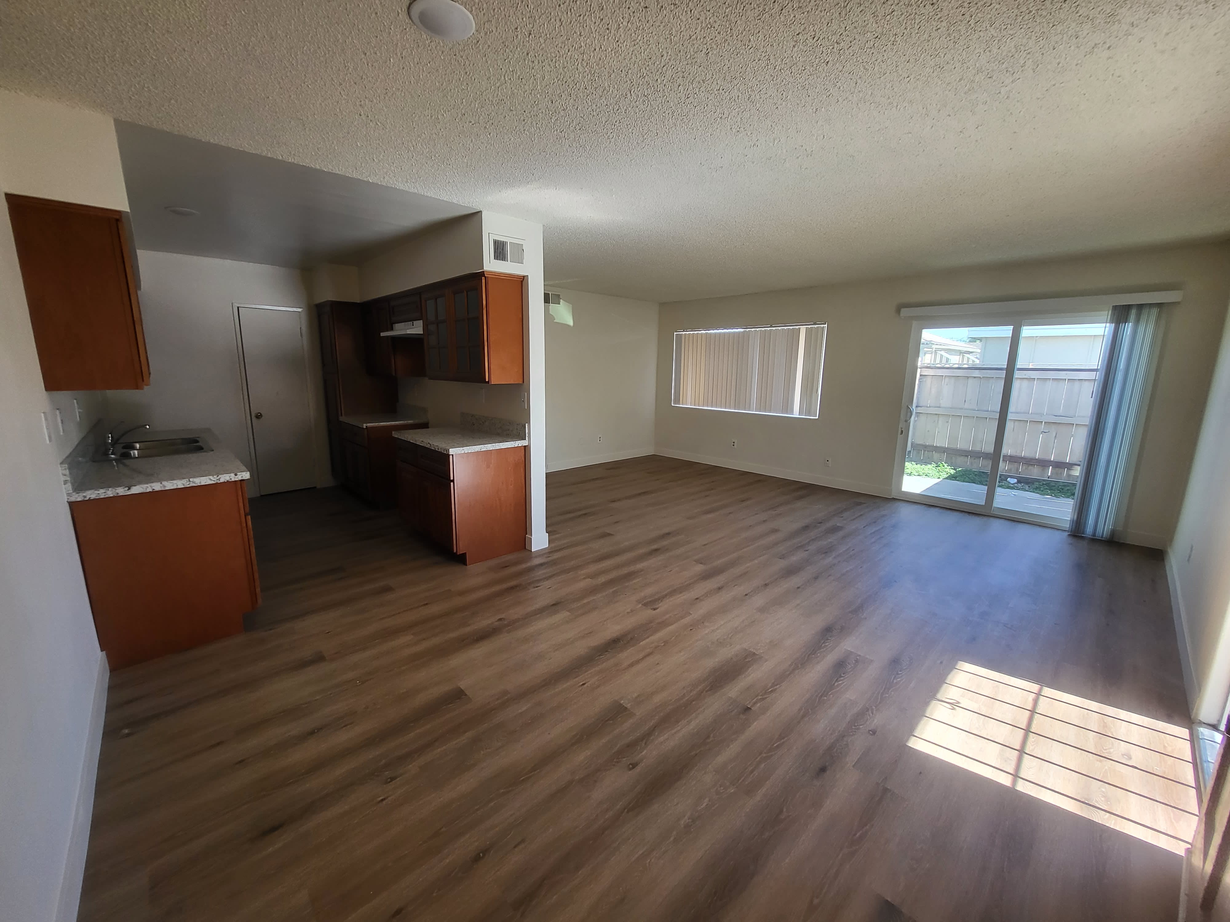 13111 Cypress St – photo 4