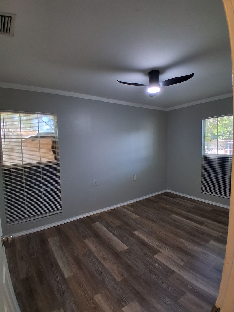 Newly Renovated 3Bed 2Bath Home In Plant High District – photo 2
