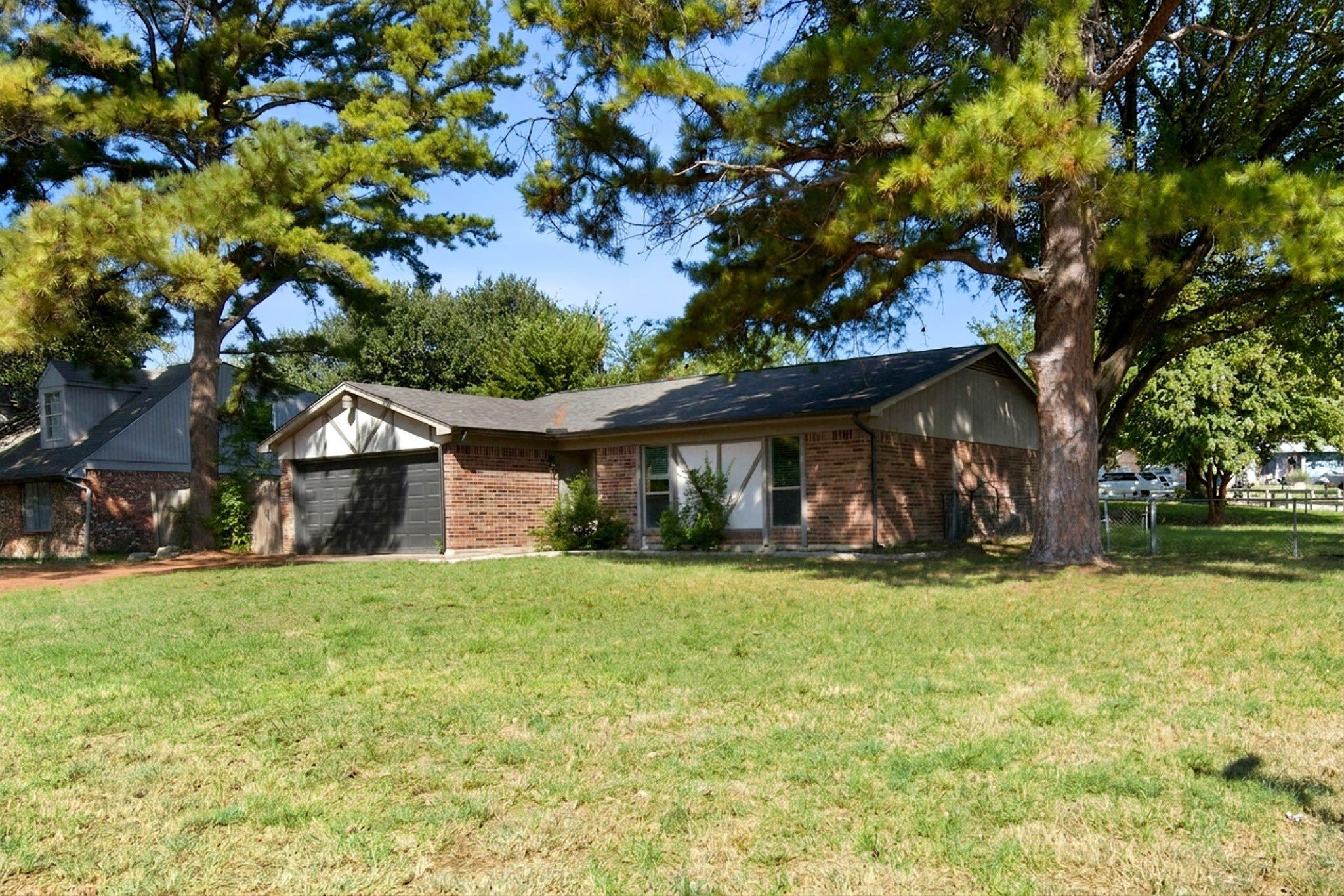 809 James Street – photo 2