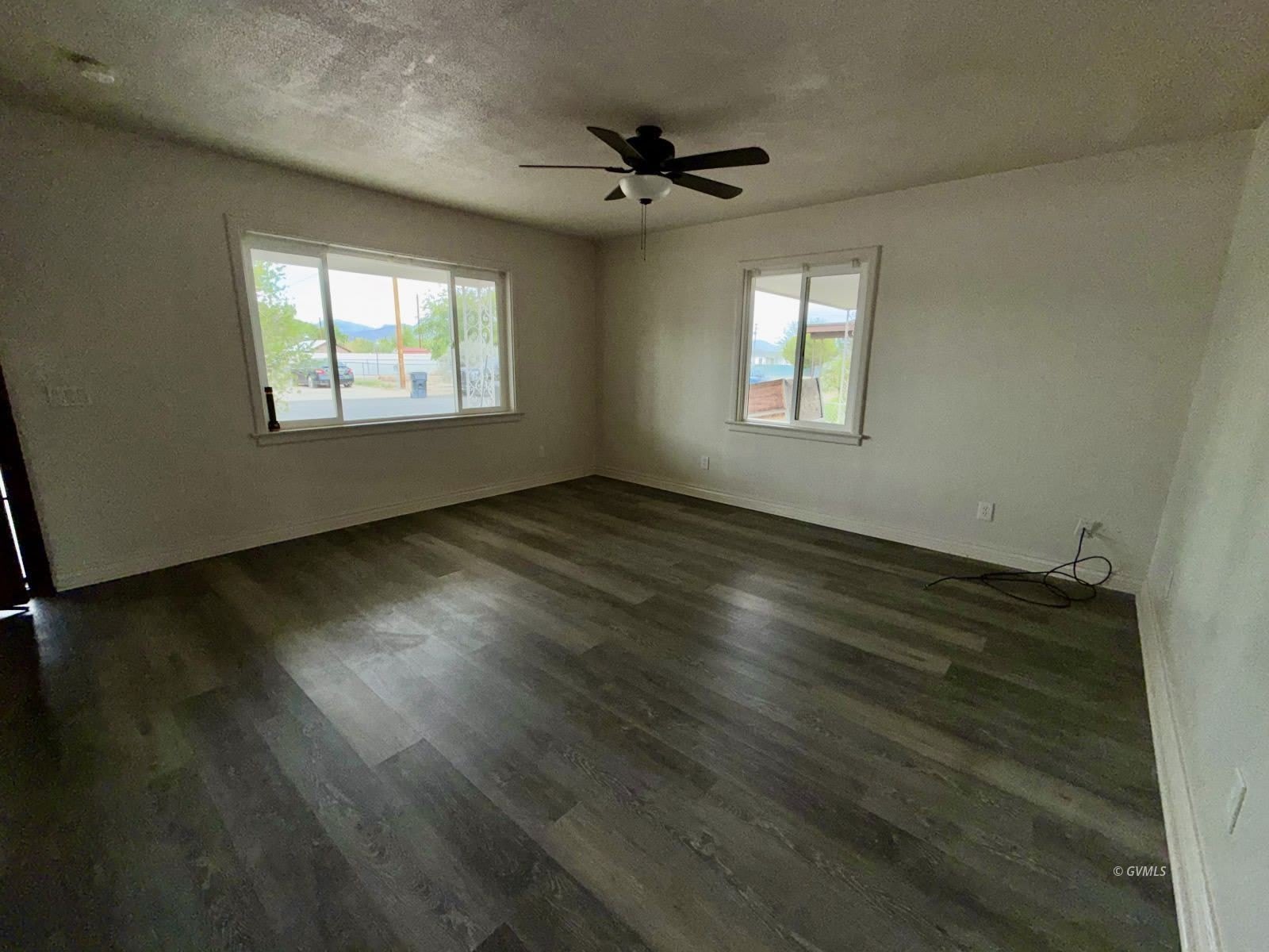 101 E 12th St – photo 5