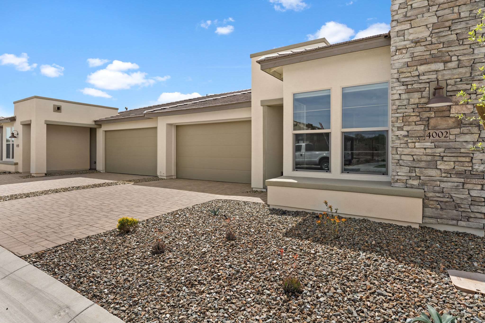 4002 Desert Moon Drive – photo 2