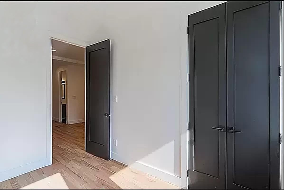 1626 Brooklyn Ave # 2K – photo 2