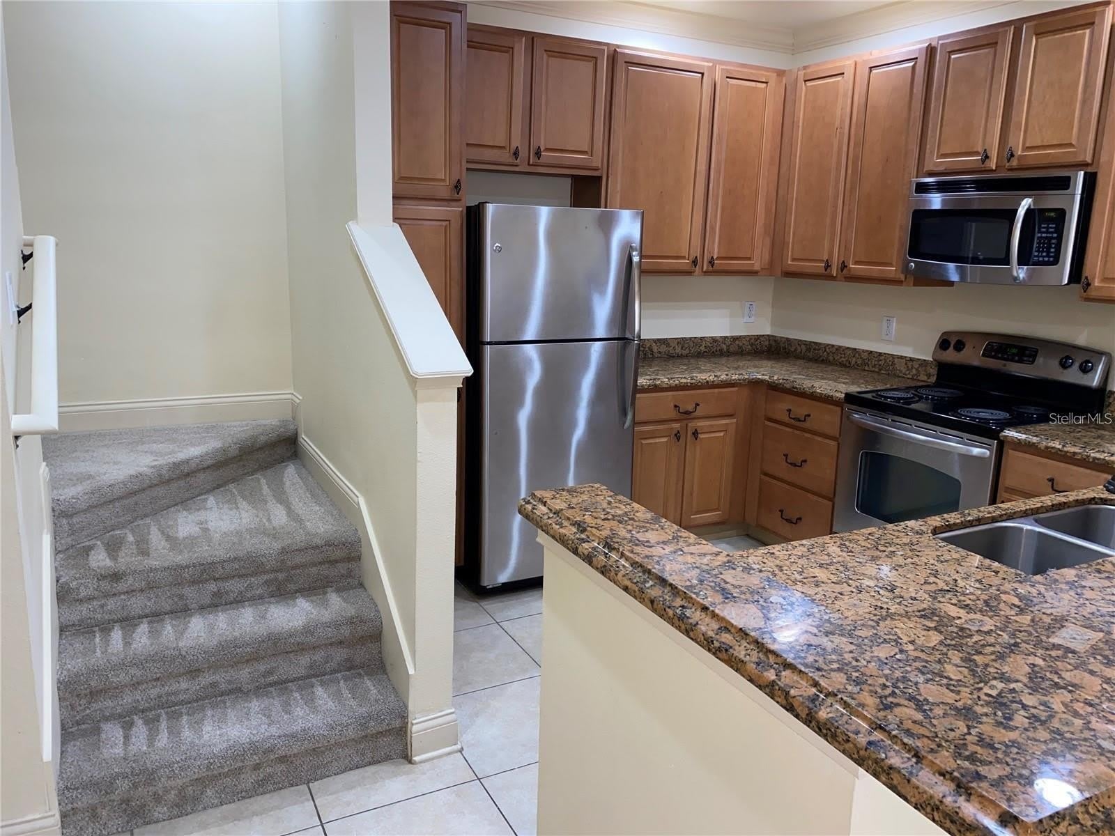 3008 BELLA VISTA Drive – photo 3