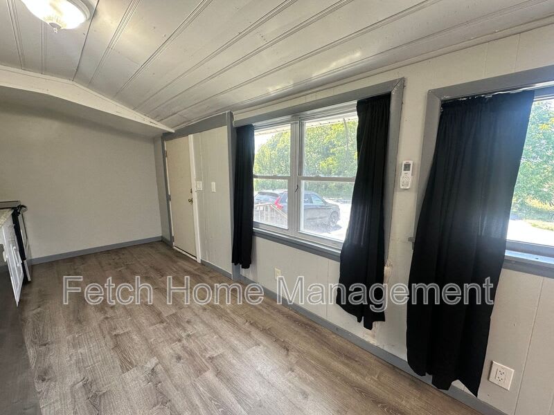 10699 Jonestown Road – photo 5
