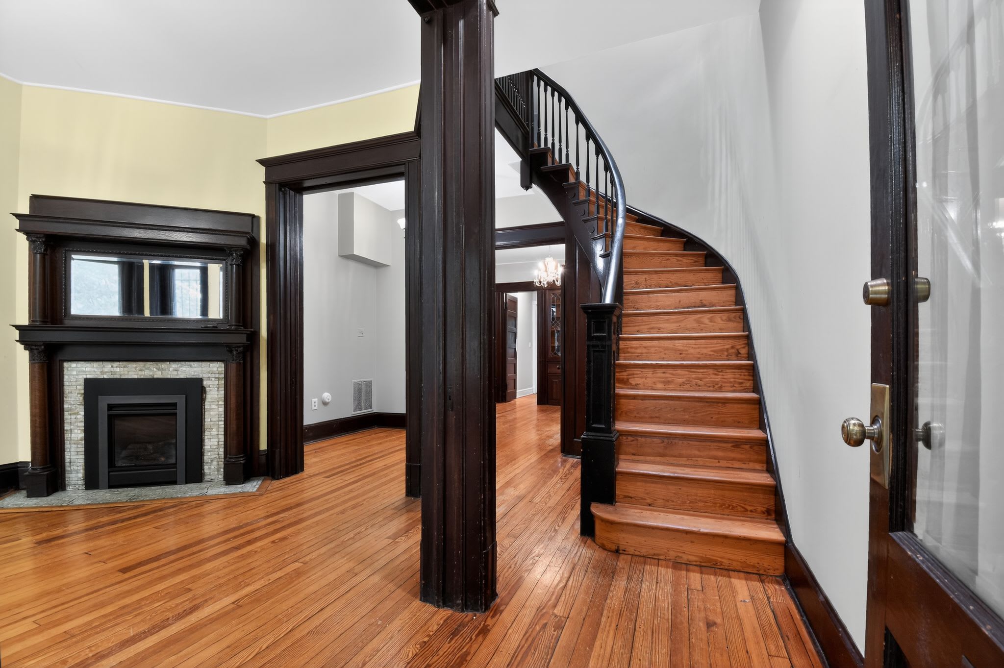 1319 Massachusetts Avenue Southeast – photo 3