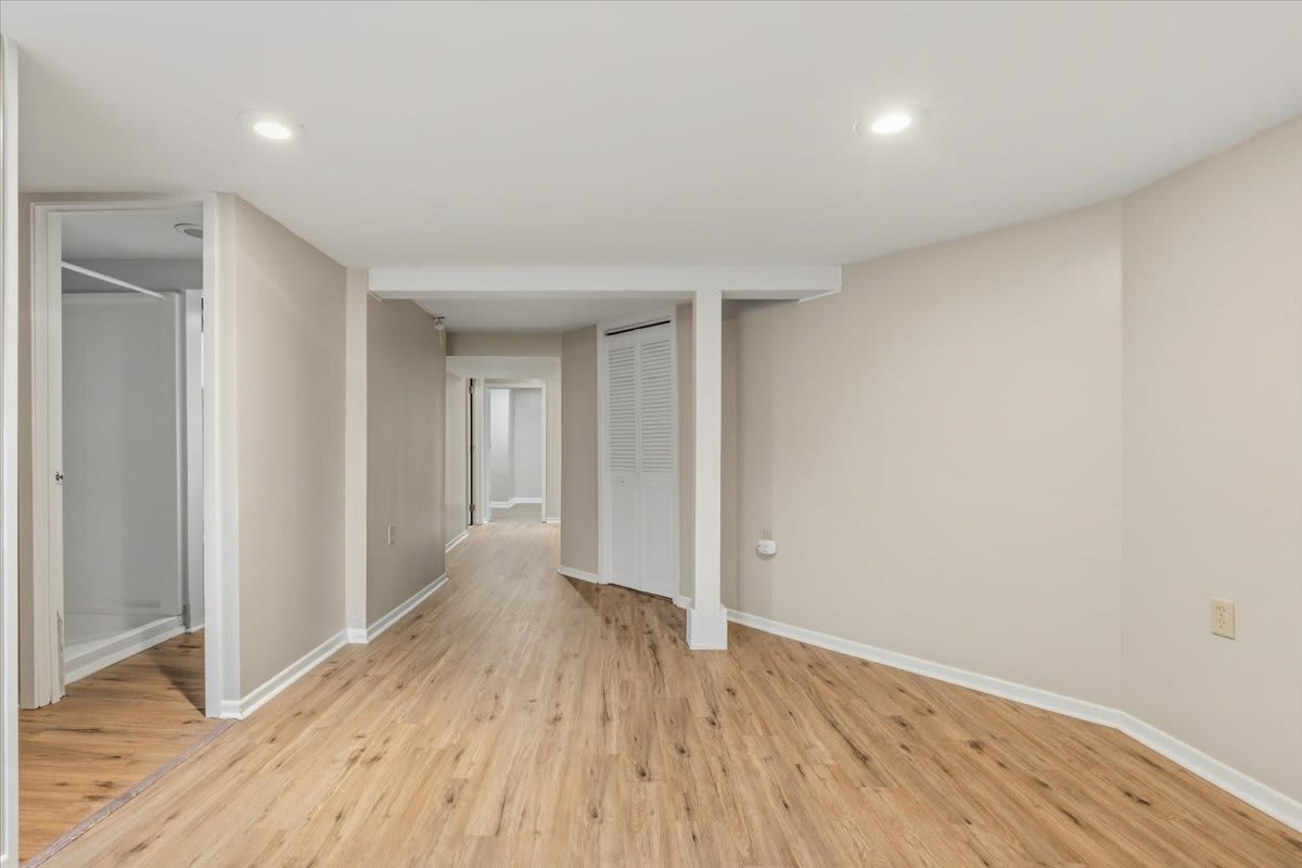 2916 52nd Avenue North – photo 5