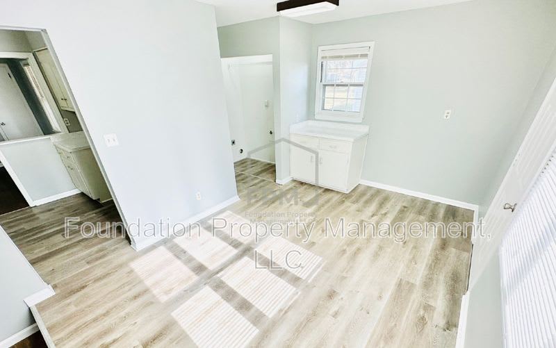 7294 Sheila Street – photo 5