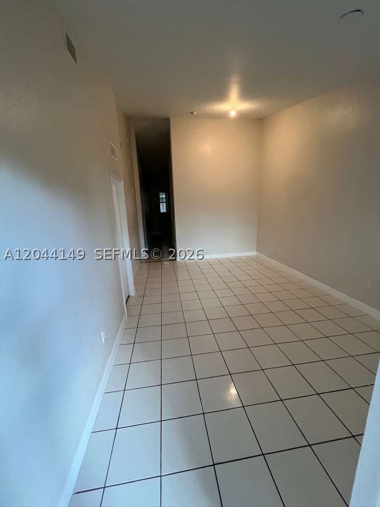 1661 Se 28Th St – photo 3
