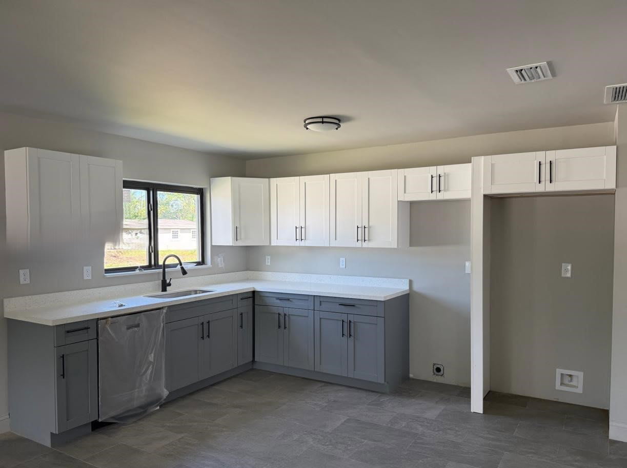 2806 Northwest 9th Court – photo 3
