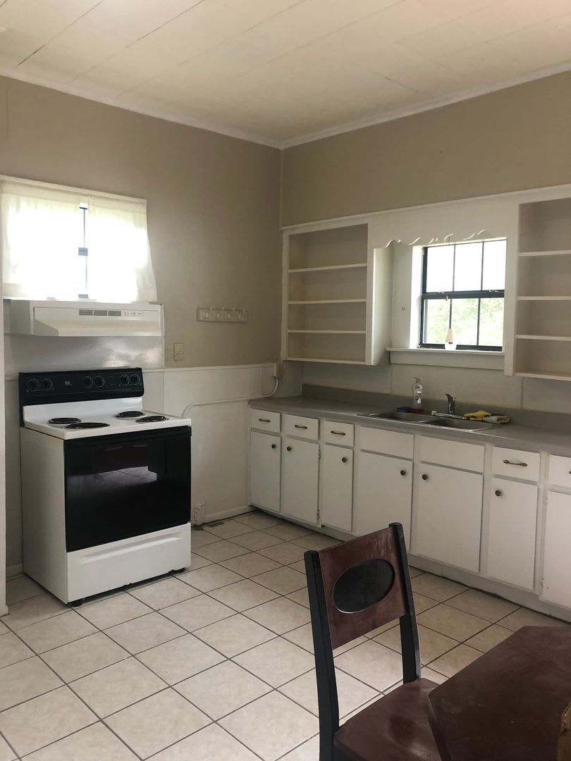 Two bedroom Apartment close to SHSU – photo 4